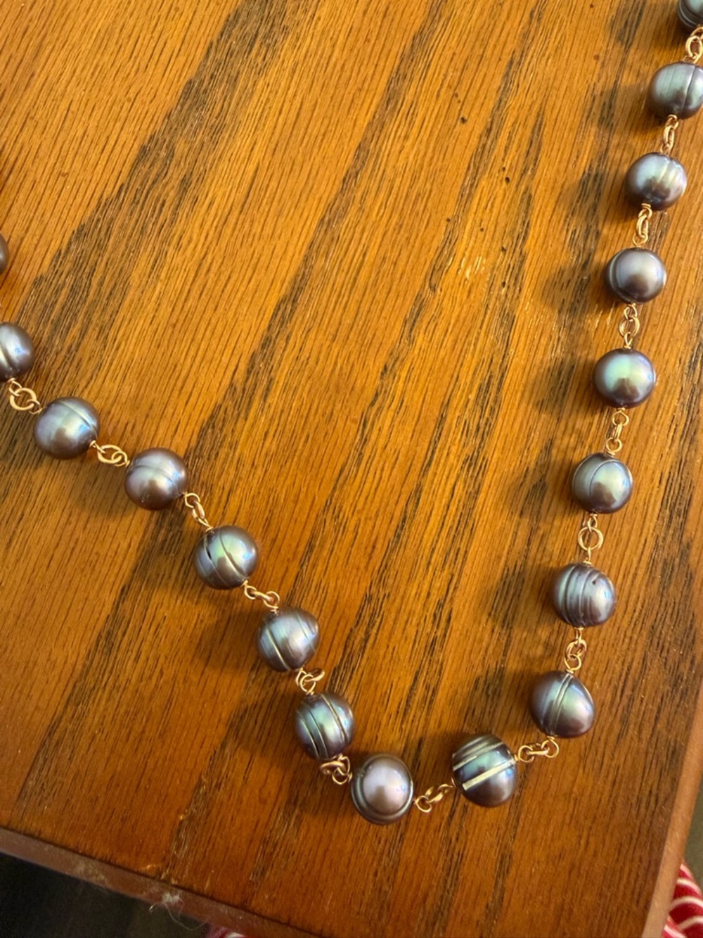 Gold Chain Necklace with Gray Pearl Accents - Picture 3 of 3